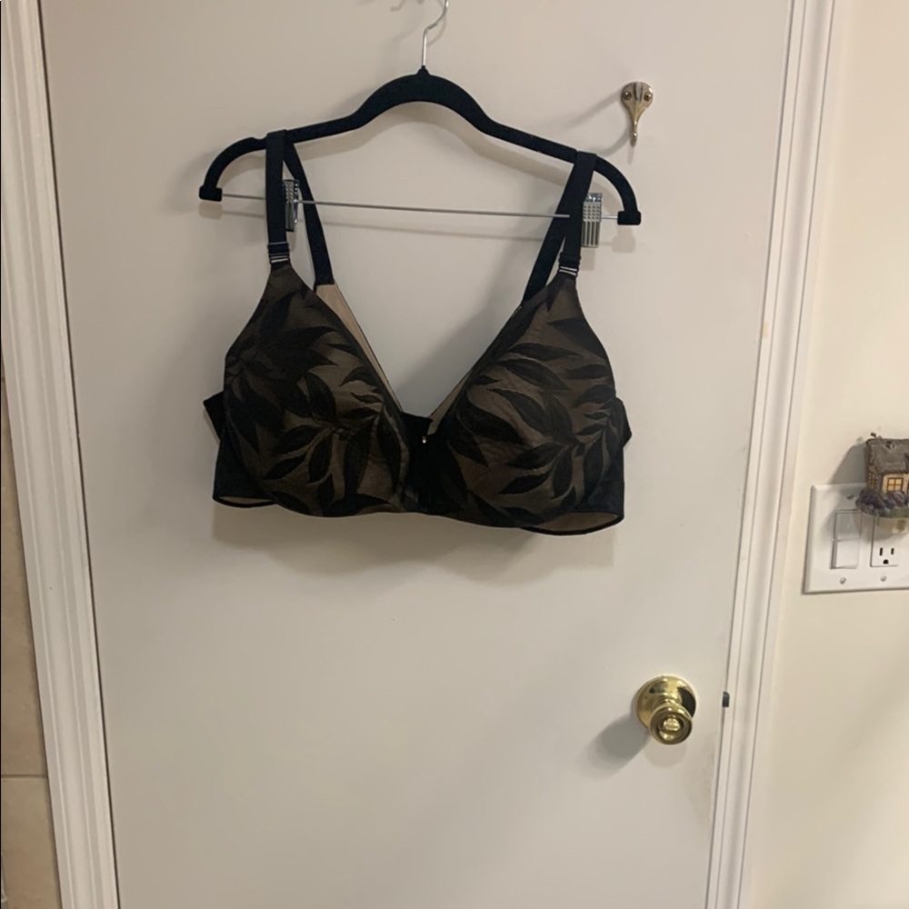 Cacique Black Full Coverage Bra with Adjustable Straps in Sz 46 DD